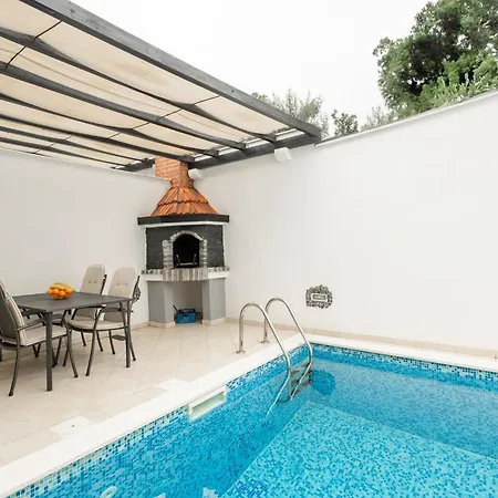 Villa Palanga Trogir Exterior foto